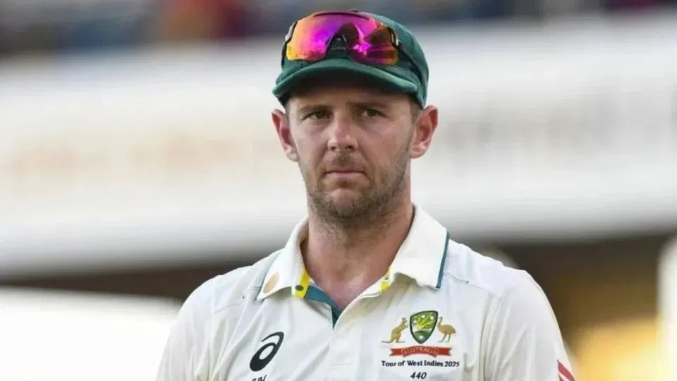 Why Is Josh Hazlewood Not Allowed To Bowl In 1st Session of Day 3?